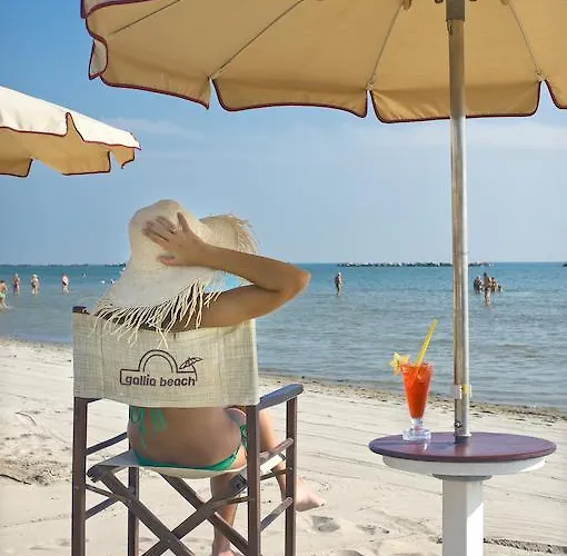 فندق Gallia Club 3*